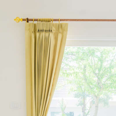 yellow-pencil-pleat-curtains